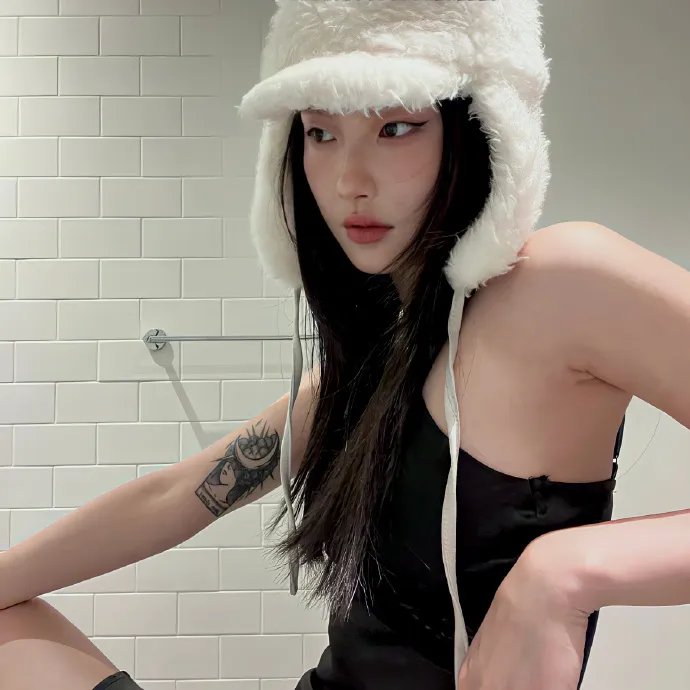红色八爪女